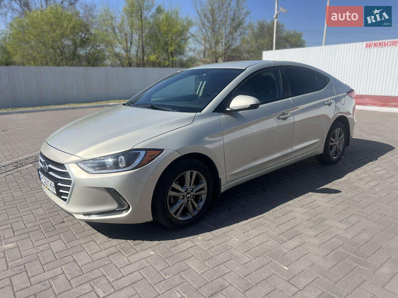 Hyundai Elantra 2018