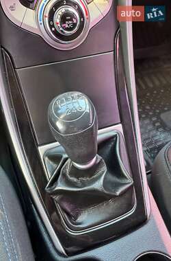 Седан Hyundai Elantra 2013 в 