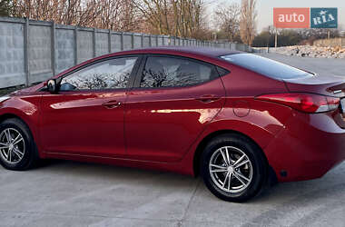 Седан Hyundai Elantra 2011 в 