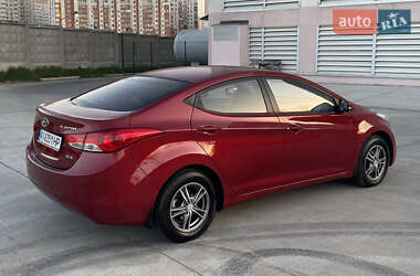 Седан Hyundai Elantra 2011 в 