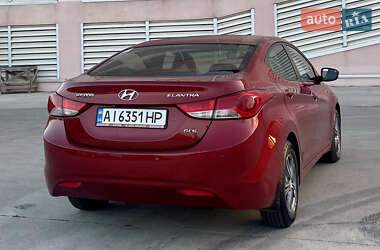 Седан Hyundai Elantra 2011 в 