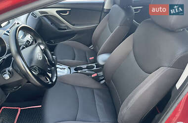 Седан Hyundai Elantra 2011 в 
