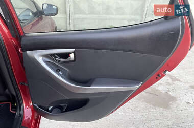 Седан Hyundai Elantra 2011 в 