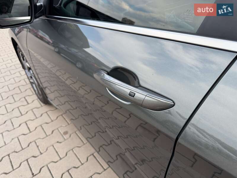 Седан Hyundai Elantra 2024 в Киеве