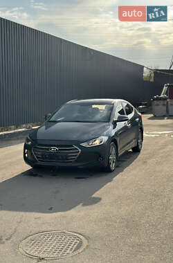 Седан Hyundai Elantra 2016 в 