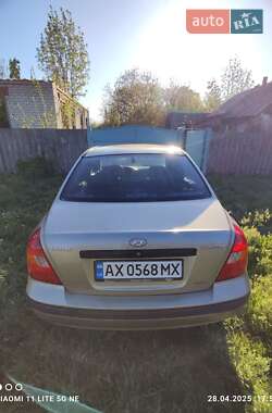 Седан Hyundai Elantra 2002 в 