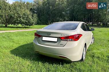 Седан Hyundai Elantra 2013 в Хмельницком