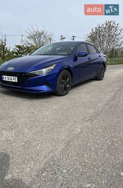 Седан Hyundai Elantra 2021 в 