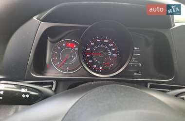Седан Hyundai Elantra 2022 в 