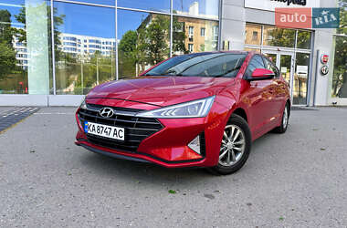 Седан Hyundai Elantra 2019 в Харькове