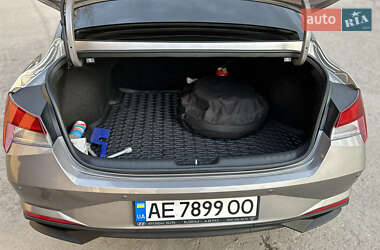 Седан Hyundai Elantra 2022 в 