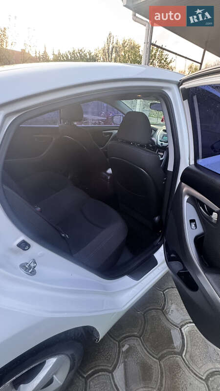 Седан Hyundai Elantra 2012 в Запорожье