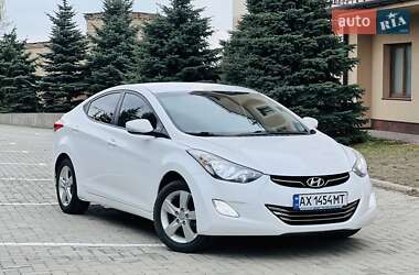 Седан Hyundai Elantra 2013 в Харькове