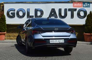 Седан Hyundai Elantra 2024 в 