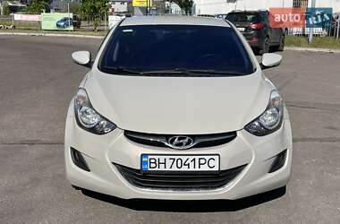 Седан Hyundai Elantra 2012 в 