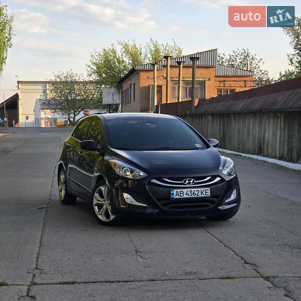Хетчбек Hyundai Elantra 2013 в 
