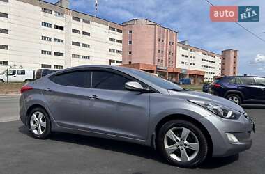 Седан Hyundai Elantra 2012 в 