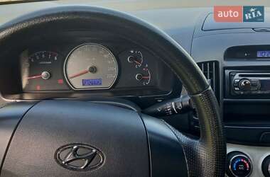 Седан Hyundai Elantra 2008 в 