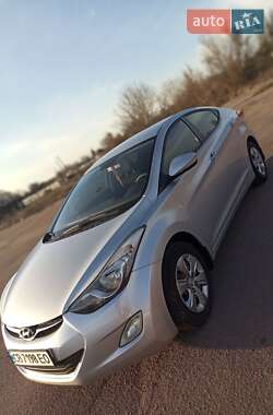 Седан Hyundai Elantra 2013 в Прилуках
