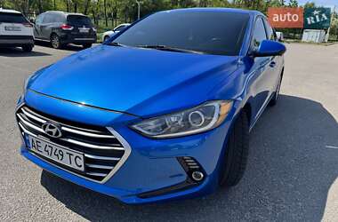 Седан Hyundai Elantra 2016 в Дніпрі