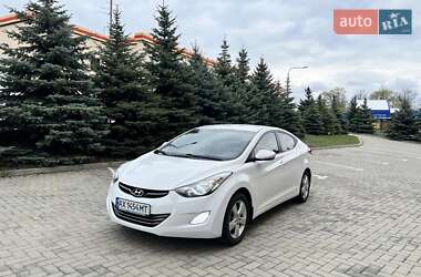 Седан Hyundai Elantra 2013 в 