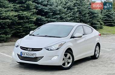 Hyundai Elantra 2013 Hyundai Elantra 2013