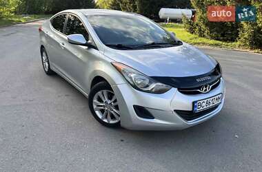 Седан Hyundai Elantra 2013 в 