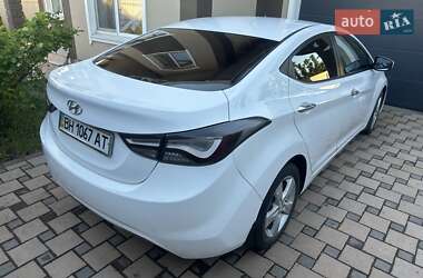 Седан Hyundai Elantra 2012 в 