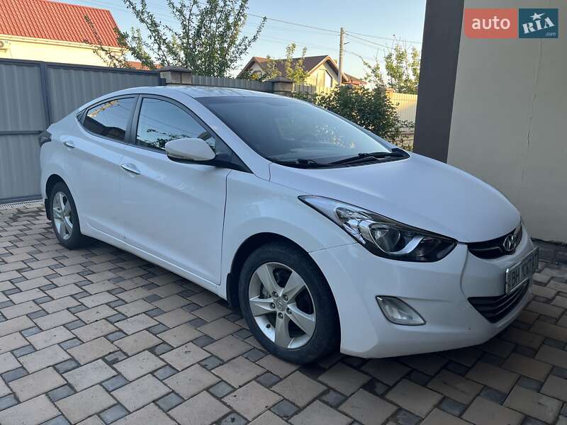 Седан Hyundai Elantra 2012 в Одессе