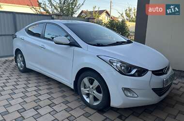 Седан Hyundai Elantra 2012 в 