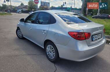 Седан Hyundai Elantra 2008 в 