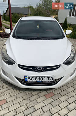Седан Hyundai Elantra 2012 в 