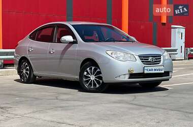 Седан Hyundai Elantra 2011 в Києві