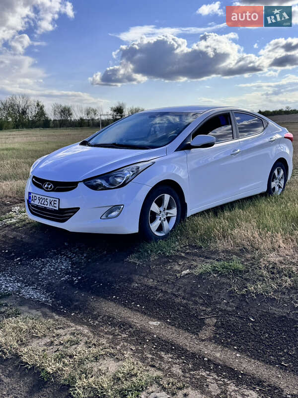 Седан Hyundai Elantra 2012 в Запорожье