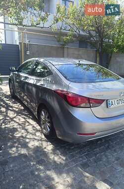 Седан Hyundai Elantra 2014 в 