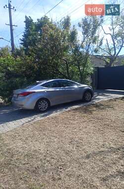 Седан Hyundai Elantra 2014 в 