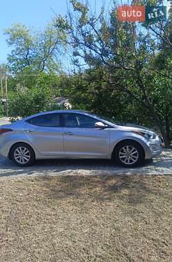 Седан Hyundai Elantra 2014 в 