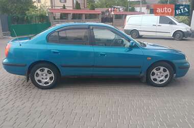 Седан Hyundai Elantra 2000 в 