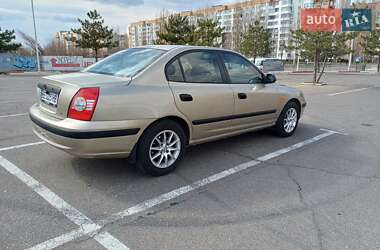 Седан Hyundai Elantra 2005 в 