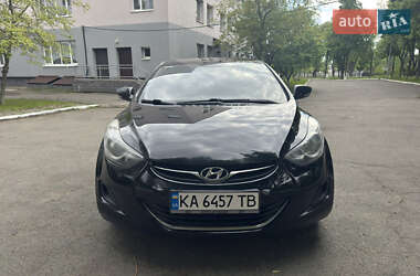 Седан Hyundai Elantra 2013 в Києві