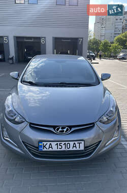 Седан Hyundai Elantra 2014 в 