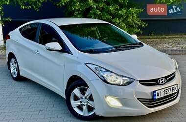 Седан Hyundai Elantra 2012 в 