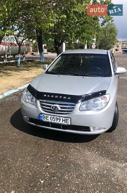 Седан Hyundai Elantra 2010 в Николаеве