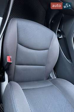Седан Hyundai Elantra 2012 в 