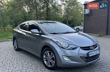 Седан Hyundai Elantra 2012 в 