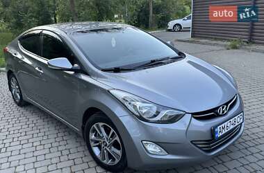 Седан Hyundai Elantra 2012 в 