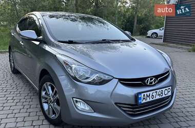 Седан Hyundai Elantra 2012 в 