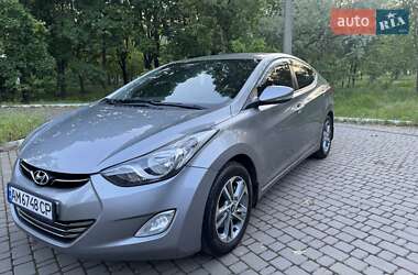 Седан Hyundai Elantra 2012 в 