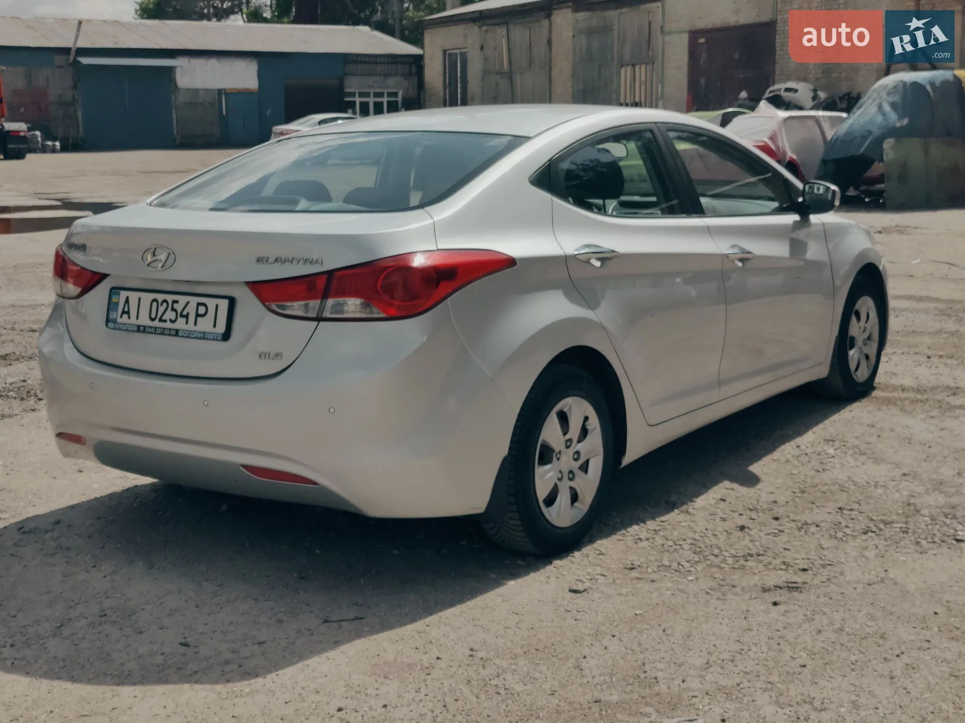 2011 Hyundai Elantra - мініатюра 3