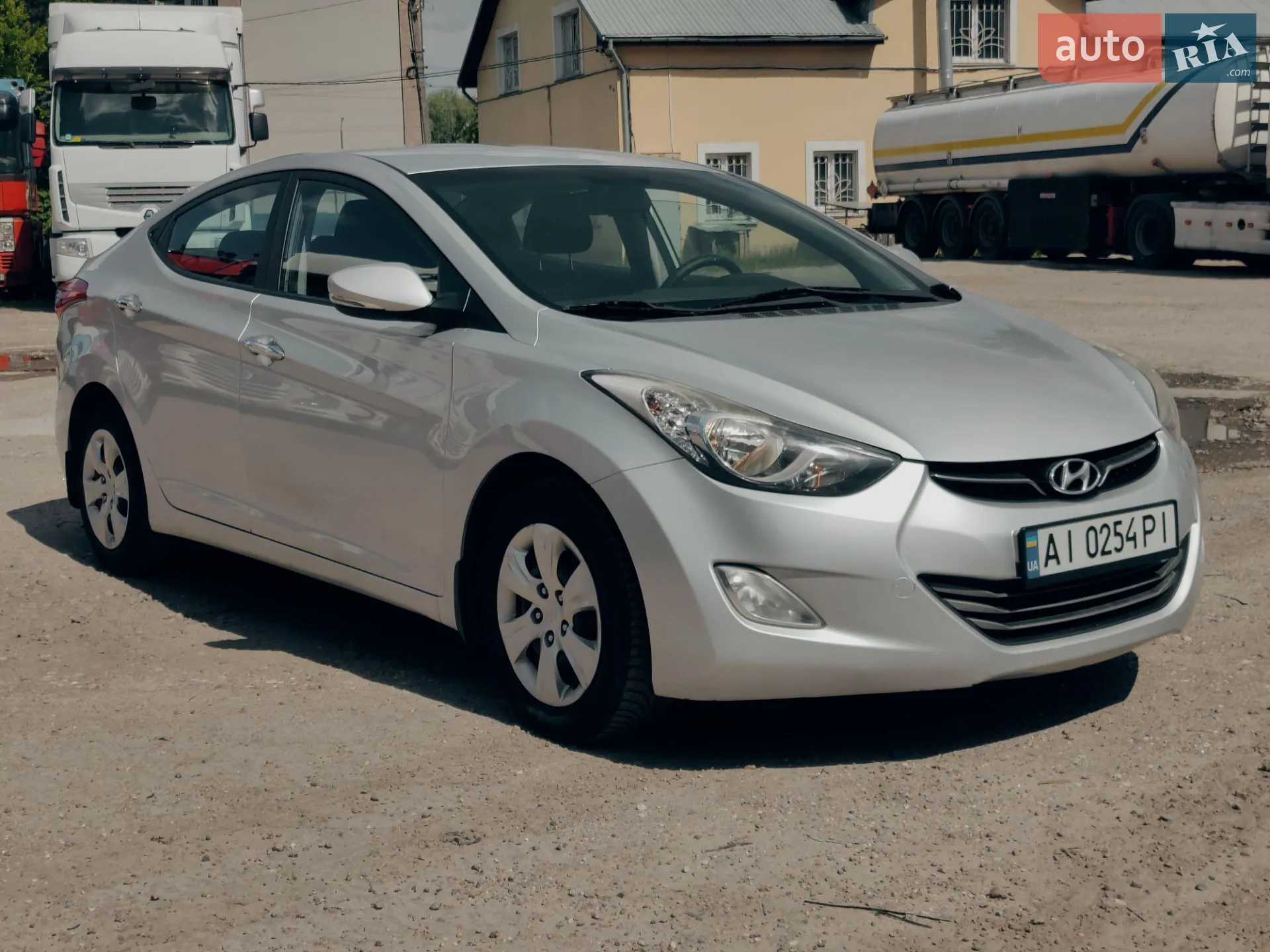 2011 Hyundai Elantra - мініатюра 2